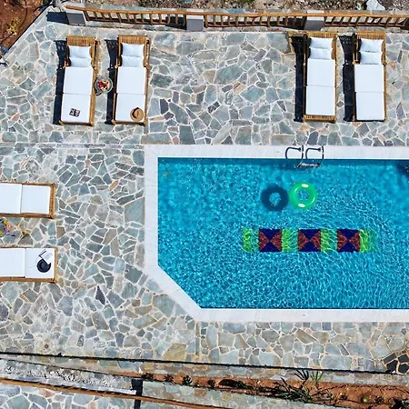 Villa Poseidon Agia Pelagia-private Swimming Pool And Sea View